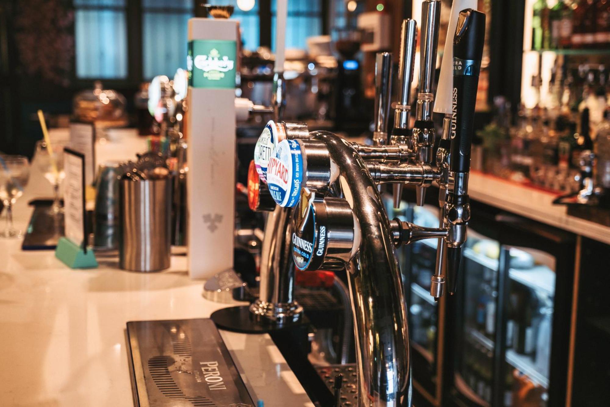The Royal Bar & Shaker Ξενοδοχείο Morecambe Εξωτερικό φωτογραφία