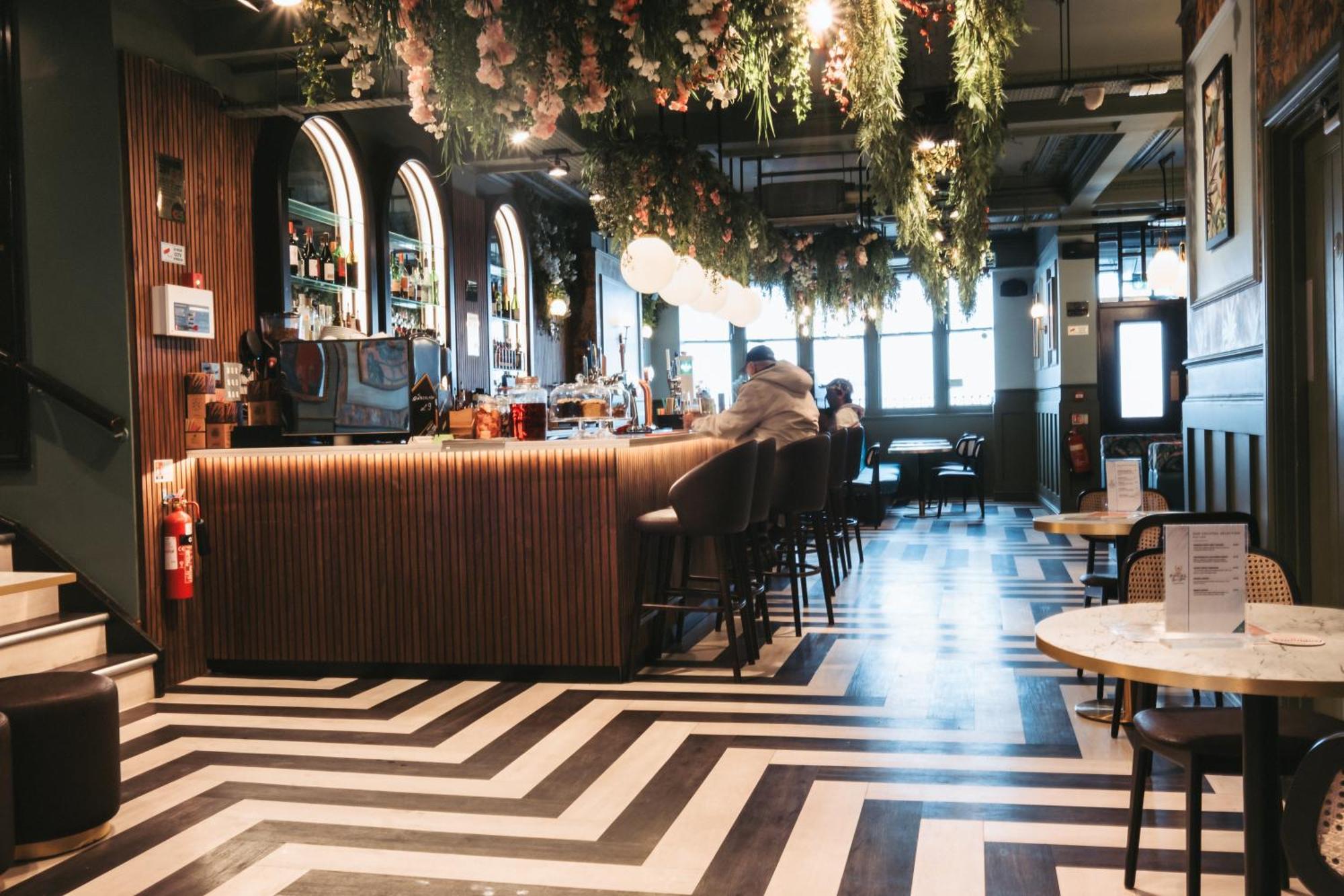 The Royal Bar & Shaker Ξενοδοχείο Morecambe Εξωτερικό φωτογραφία
